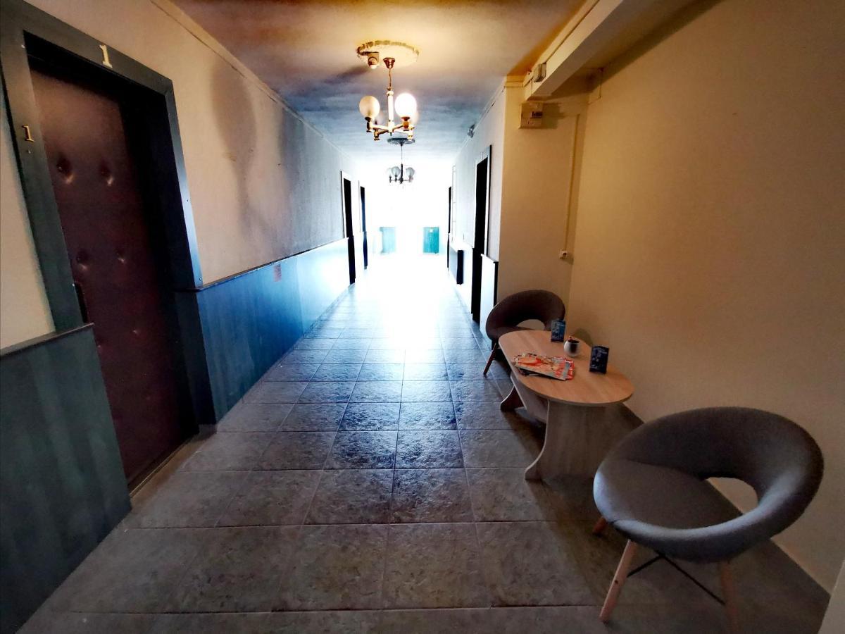 Komplex -Rendezvenytermek-Panzio-Apartman-Irodak- Mateszalka Exterior photo